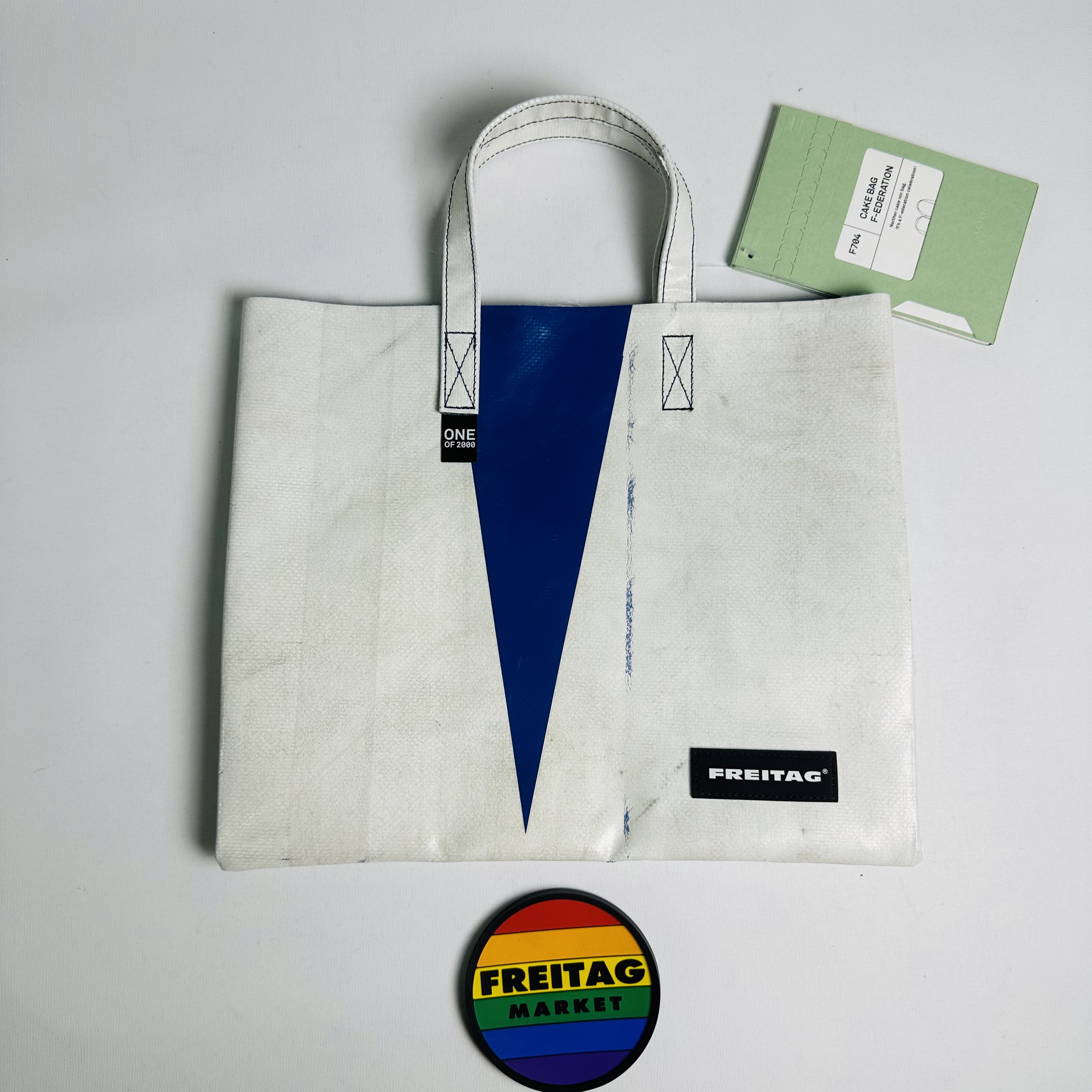 FREITAG フライターグ F704 CAKEBAG 赤x 白 - トートバッグ